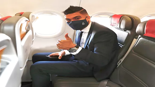 ​كاسيميرو يخضع للكشف الطبي في مانشستر يونايتد